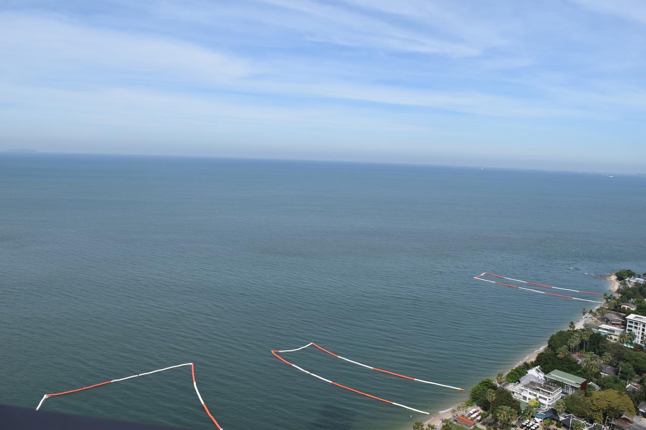 Sea View Apartment In Pattaya Buitenkant foto